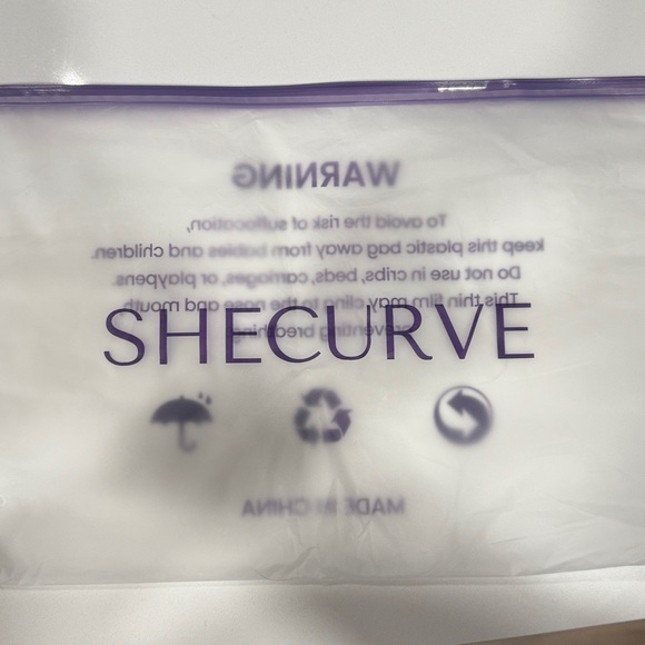 NWT Shecurve Pink Lace Bra - Picture 4 of 5